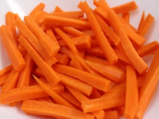 cad3930ca961d15c5badbcb853d7bb9d Лечо з помідор (томати), перцю , моркви та цибулі. 6 рецептів приготування на зиму