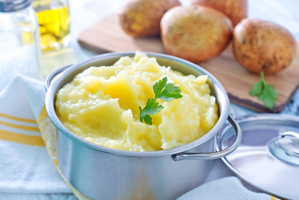kak prigotovit vkusnoe kartofelnoe pyure 49 Як приготувати смачне картопляне пюре?