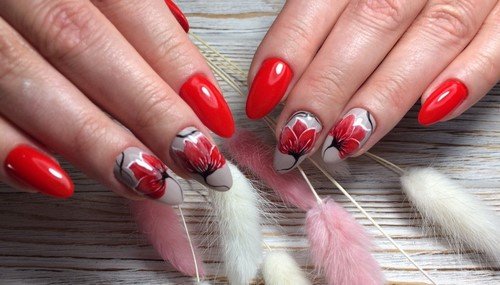 modnyjj dizajjn naroshhennykh nogtejj: foto idei1593 Модний дизайн нарощених нігтів: фото ідеї