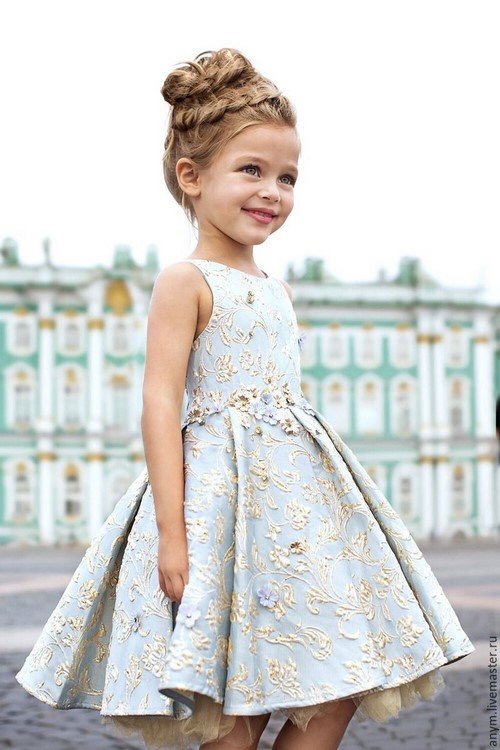 samye krasivye novogodnie platya dlya devochek: foto idei246 Найкрасивіші новорічні сукні для дівчаток: фото ідеї