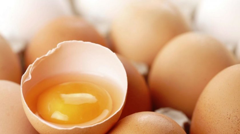 59d490b1396c1bac3eef89d0c9561051 Корисно пити сирі курячі яйця чоловікам, жінкам і дітям: властивості від вживання в їжу, можливу шкоду