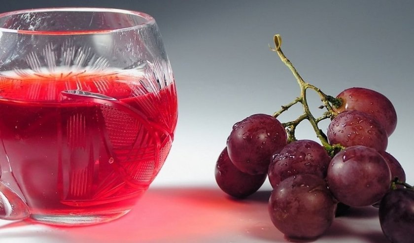 kompot iz vinograda na zimu bez sterilizacii   prostojj recept111 Компот з винограду на зиму без стерилізації — простий рецепт