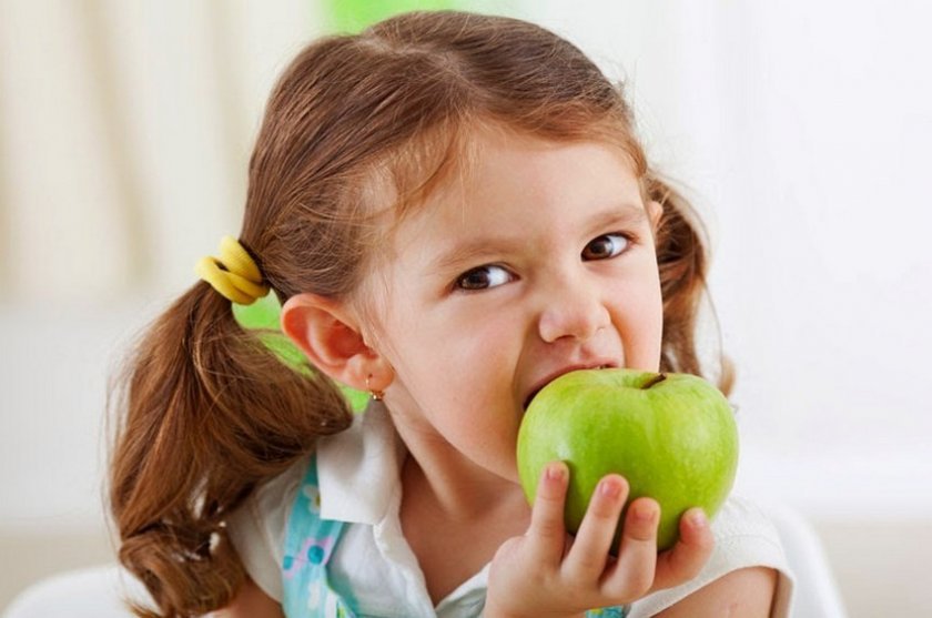060e8f9324f23841ec6958a21b938f15 Калорійність яблук: скільки калорій у 1шт, 100 грам, детальний хімічний склад яблук, скільки ккал у зелених і червоних
