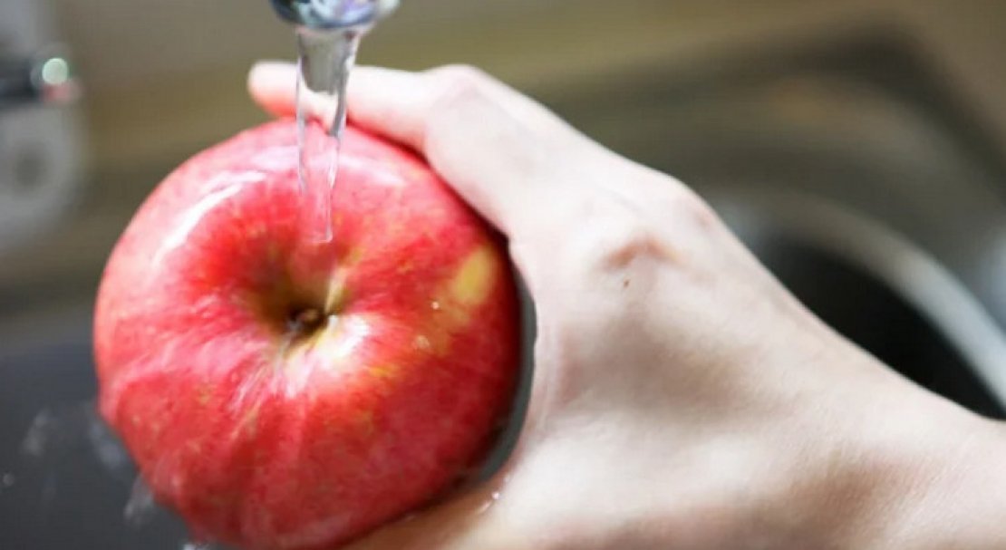 39c6420f8e5498f47ff83038dbc879c7 Чи можна заморожувати яблука в морозилці: особливості і способи заморожування яблук на зиму, терміни зберігання