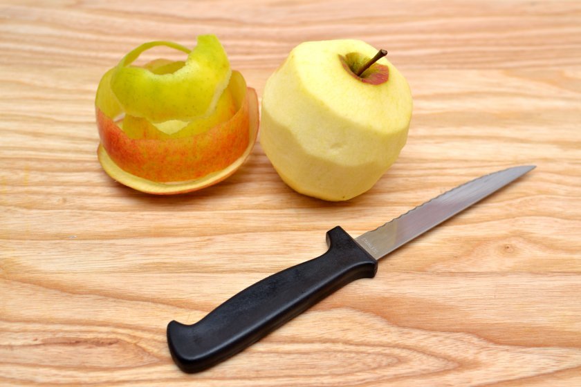cc6060c27206648e0133f39db283ee95 Шкірка яблук: корисна або шкідлива, вітамінний і хімічний склад, протипоказання