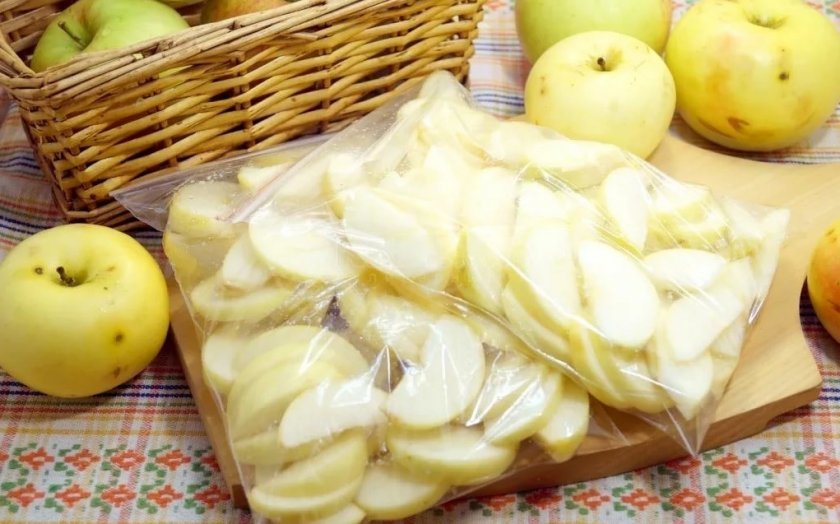 f33fc232f22c471888ad179ba1f9c80a Морожені яблука: користь і шкода, склад і калорійність, правила вживання