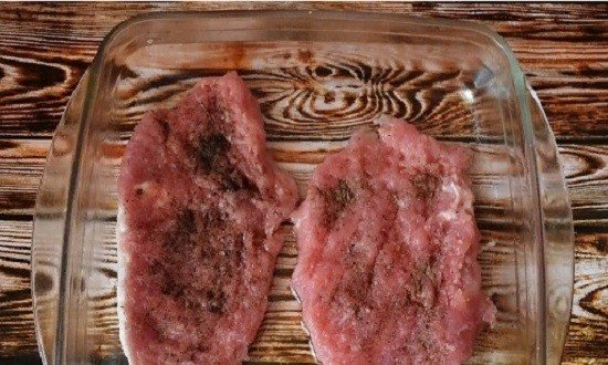  Соковиті відбивні зі свинини — рецепти приготування в духовці