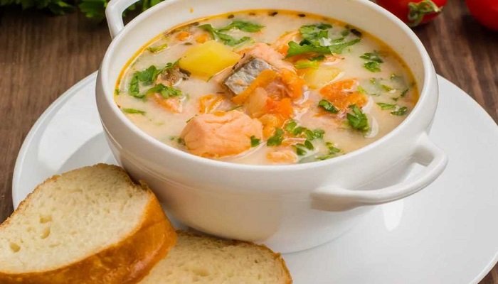 8399b50ee5dec38a8f947a75080910a6 Як приготувати рибний суп з сьомги — прості і смачні рецепти з картоплею