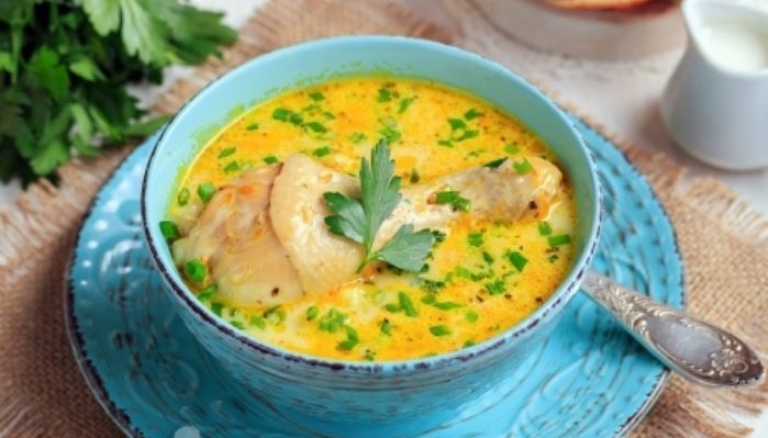  Як зварити сирний суп смачно — рецепти з плавленим сиром і куркою