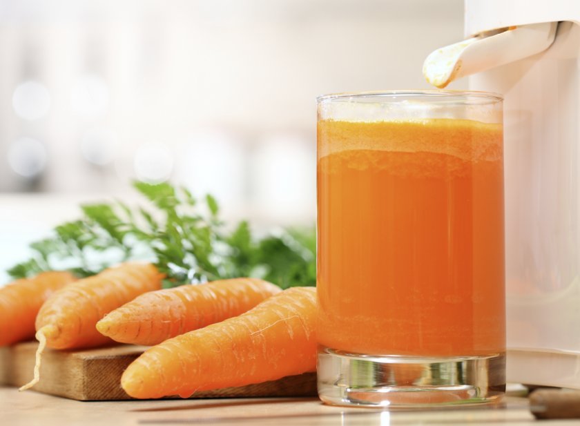 f1c7bff28405f2348ef0c72067aad822 Користь морквяного соку для жінок: калорійність і хімічний склад, властивості, норми і правила вживання