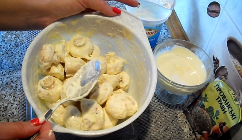 270dd5c9decfd02a690b69afefc0a0be Картопля з шампіньйонами в духовці, як приготувати в рукаві, простий рецепт страви з фото