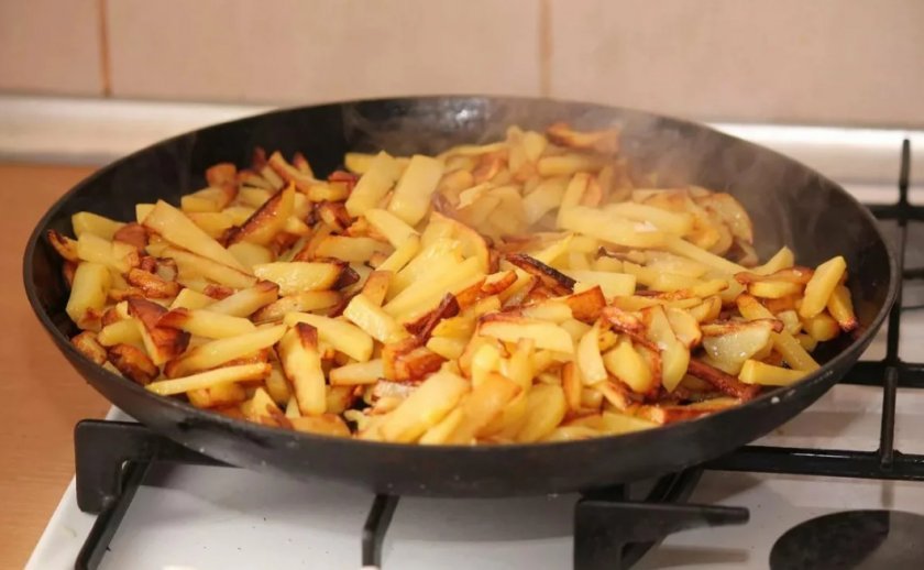 2d76a2490be246461ff59a8da004ba1c Картопля з шампіньйонами: як правильно приготувати страву, прості рецепти