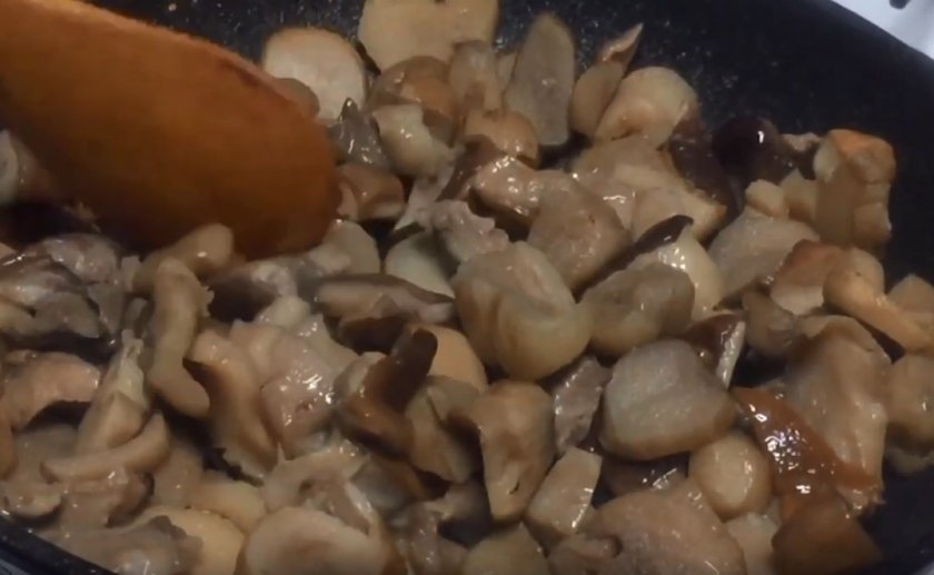 8871f649229b54f17f099b41a6e683d0 Заморожені білі гриби: як приготувати і скільки варити в супі, покрокові рецепти приготування