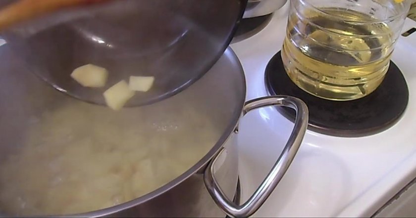 d9fbeb261c17f415d68bc8d89826211d Суп з солоних груздів: рецепти, як варити