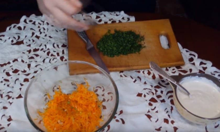 e19e2d86a8134e3f5ef3f78eb253ee06 Печінковий торт з грибами: рецепт приготування з морквою і часником, сиром і зеленню