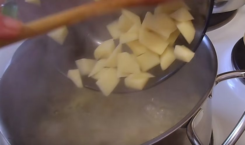 e3b124b8b7846da7cee322d373871393 Груздянка із заморожених, солоних і свіжих груздів: з картоплею, як зварити, покроковий рецепт з фото