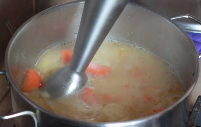 e52f2feb7888bad26504bdc889078c31 Крем суп з лисичок: рецепти приготування з вершками, з сиром, з картоплею, з гарбузом і куркою