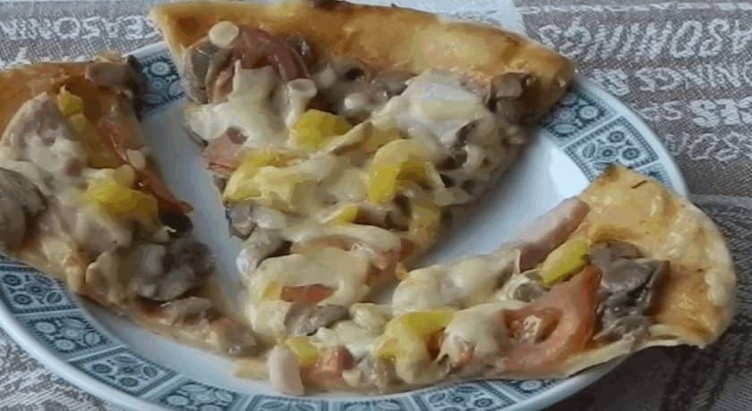 e66e4a43a927455a29a087dbb8e8e994 Рецепти з маринованими грибами: прості і смачні салати, пироги, піца