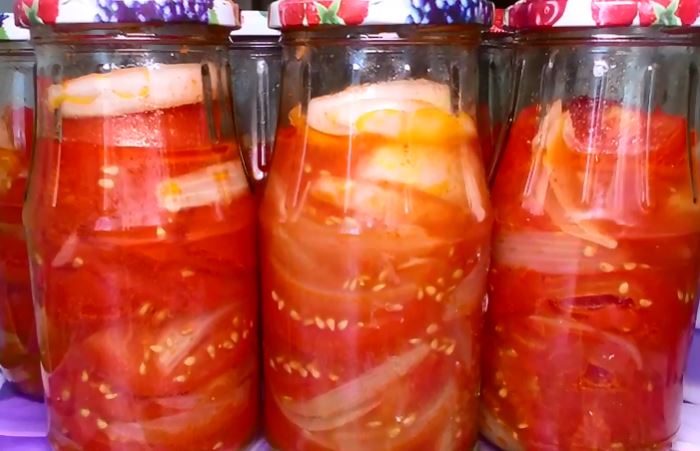 479a1ce05e55ee32aff1a190b165ed71 Різані помідори з маслом і цибулею — найсмачніші рецепти на зиму