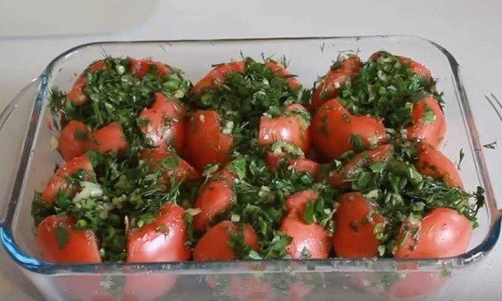 482e9e525d3c7e80c61a51dd2cb1d7ed Рецепти приготування малосольних помідорів з часником і кропом