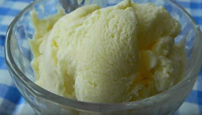 555d2928f00afe612a1cb23e1fd73c0c Як зробити домашнє морозиво з молока за простими рецептами