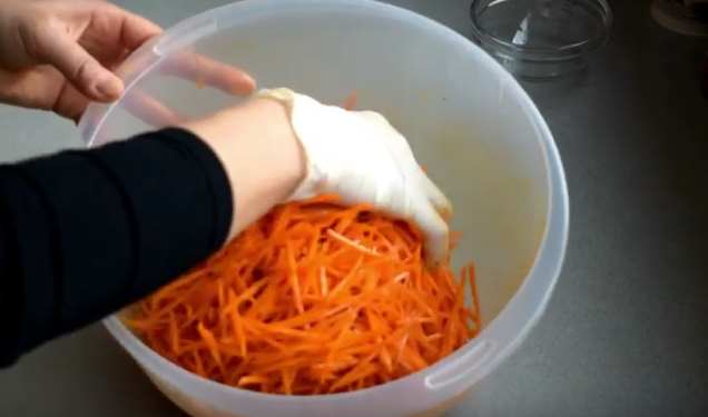 60a66ab9ebedeca69f88cbc597c9c0d0 Морква по корейськи в домашніх умовах — 5 дуже смачних рецептів морковчи
