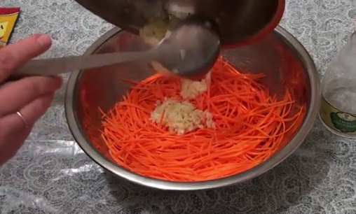 c76619ff21e9e2440af5d8d61fd2a53c Морква по корейськи в домашніх умовах — 5 дуже смачних рецептів морковчи
