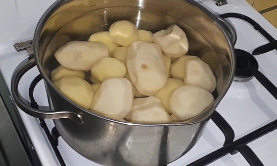 f517672c142025350a5ff963becec3fb Картопляна запіканка з рибою в духовці — 9 рецептів приготування смачної запіканки