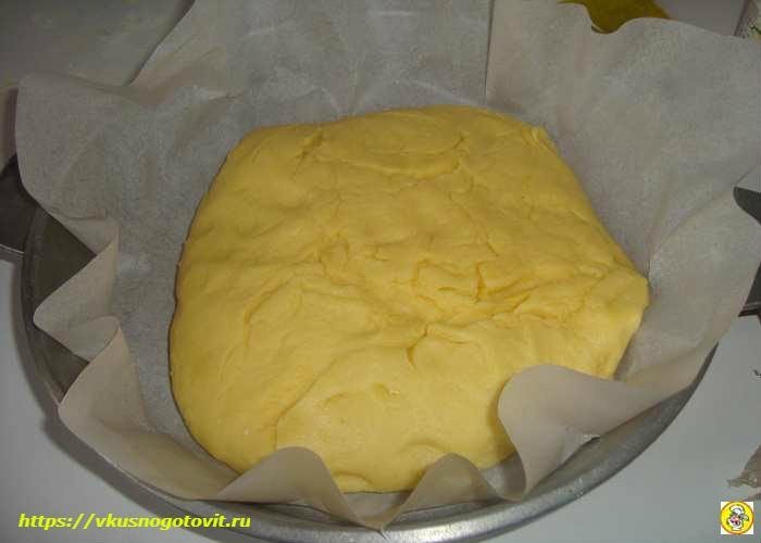 03ad6e9fac316817b00c2b9a09249951 Пиріг з пісочного тіста з варенням з чорної смородини в духовці — простий рецепт солодкого пирога