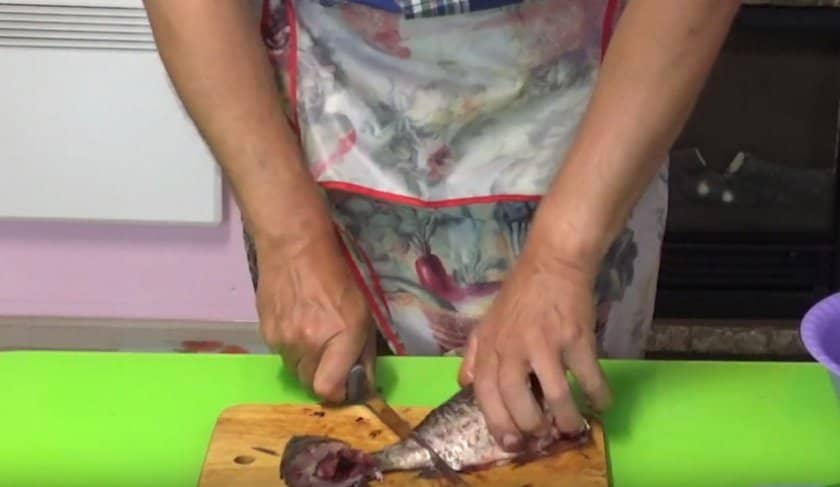 089ec37c70a992c0f4a726efb71076d9 Котлети з карася з кістками: покроковий рецепт з фото, як зробити рибний фарш на мясорубці, як приготувати з салом