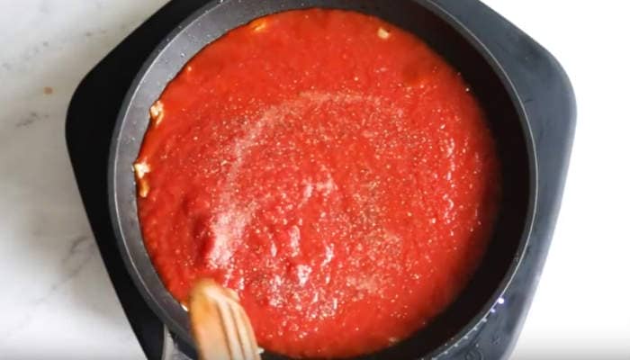 116335e4d5f55e2231c57cb4ac343b81 Фрикадельки в томатному соусі на сковороді, покроковий рецепт з мяса індички