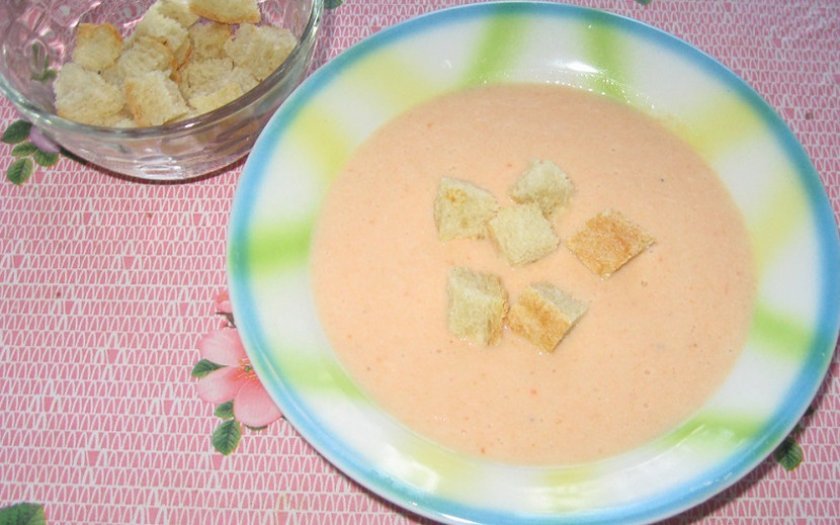 1b50a6de5cd51fdf04780451661ce7b5 Сирний суп з горбушею: юшка з консервованої і свіжої риби з плавленим сиром, рецепти з фото, як приготувати з пшоном