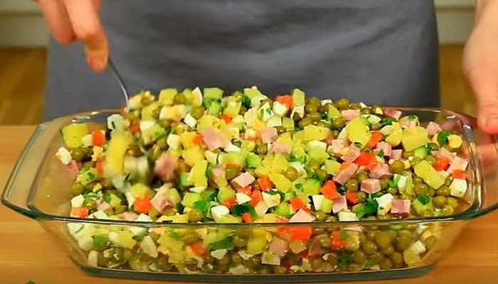 1b91e2fd0a99d894b50fb1aef90290b6 Зимовий салат олівє — домашні рецепти святкового класичного салату