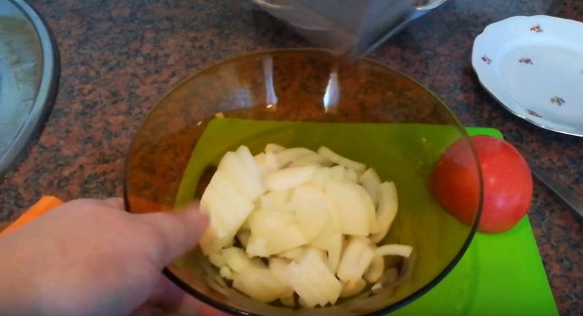1de3acd9c66ddb449cc330546ac982b9 Горбуша з овочами: як приготувати смачно з помідорами і сиром, смажену на сковорідці, в духовці, щоб була соковита, рецепти