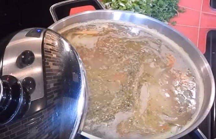 22ad63b21e0349d53fecd8c7d019d745 Суп з консервованої сайри — рецепти приготування смачного рибного супу з картоплею