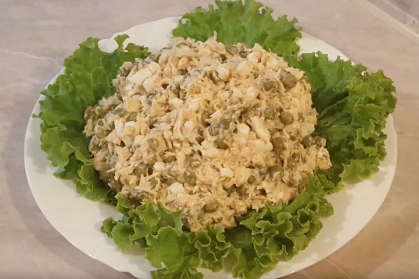 312486d93d1263f464af4ba3fbd50579 Салат з консервованої горбуші: прості рецепти з фото, дуже смачний салат з картоплею, сиром і яйцем, як зробити покроково шарами з огірком