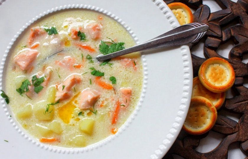 45a7647ddb1ebfcb31683e7d022e9b5f Суп з кети: рецепти з фото, як приготувати рибний суп з філе з вершками і картоплею покроково