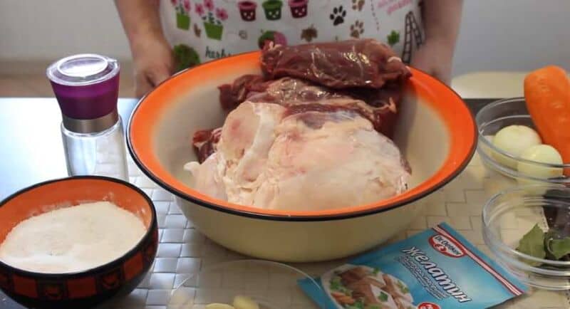 48a500422af8c9db1a8e6a79c82939df Як готувати холодець з яловичини в домашніх умовах — рецепти приготування яловичого холодцю