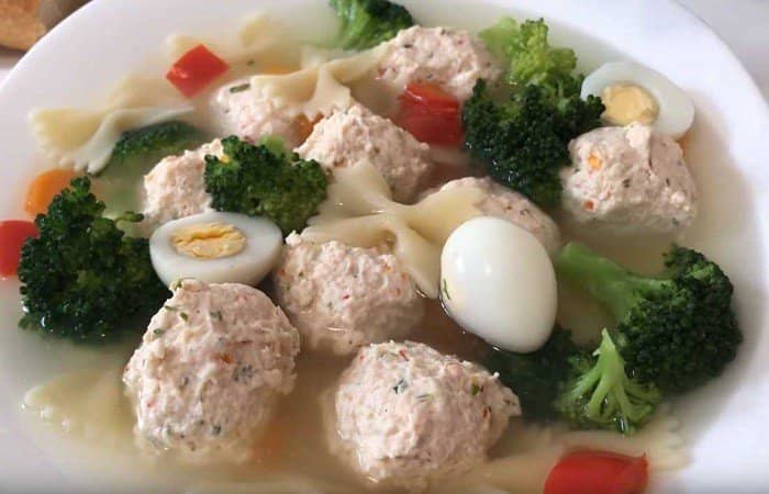4fca7f758673c4d9f4b760ffa6215d75 Овочевий суп на курячому бульйоні — як зварити смачний легкий суп
