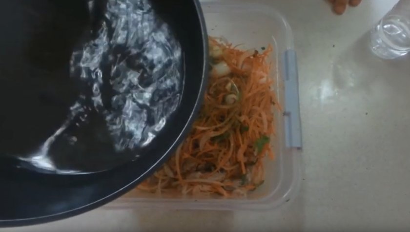 6039d5f86f702cfdbb474a3782ae5b53 Хе з сазана: класичний рецепт з фото, як приготувати рибу по корейськи в домашніх умовах, з оцтом, морквою і цибулею