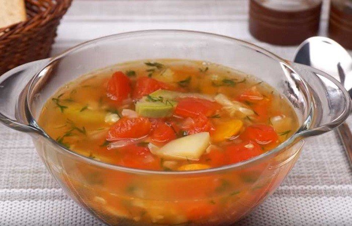 6381a66561f5eef49aa25cc86044d6f0 Овочевий суп на курячому бульйоні — як зварити смачний легкий суп
