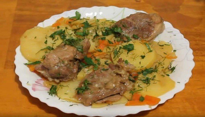  Рецепти баранини з картоплею — як смачно приготувати домашню страву з баранини