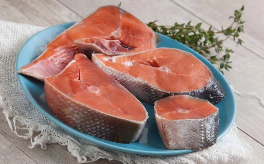 a228864a3d881ce1945a5035679ca0ce Кета, запечена в духовці з овочами: рецепти з фото, як приготувати у фользі, філе риби з баклажанами