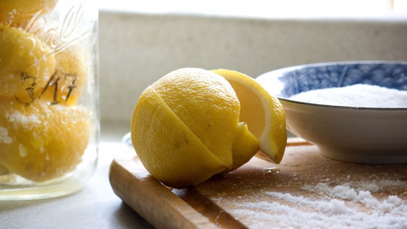 ae29a8b3ca068be75a5a84271866bd16 Смачно і незвично: солимо лимони по марокканському рецептом