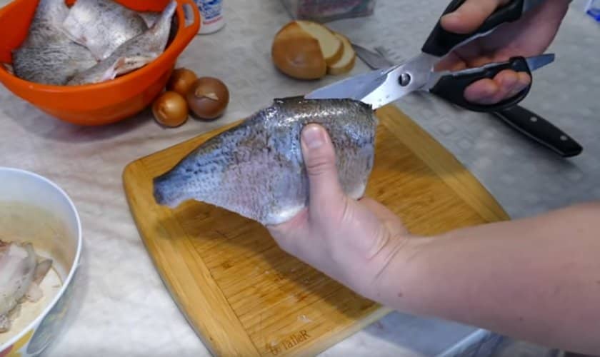 b18399b0b4427fdd7fbb3fa10e374901 Котлети з ляща: рецепти приготування з фото покроково, як зліпити рибні котлети, як смачно приготувати їх в духовці або на сковороді