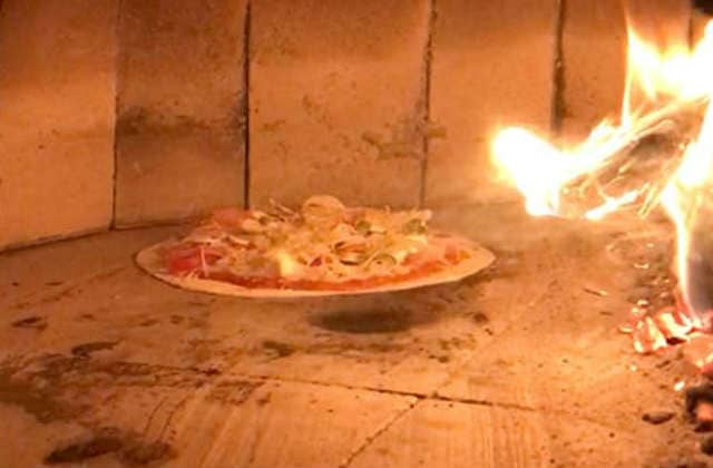 b858871c2f8a6e9404b5d3e08ee305ae Піца — рецепт в домашніх умовах в духовці з покроковими фотографіями