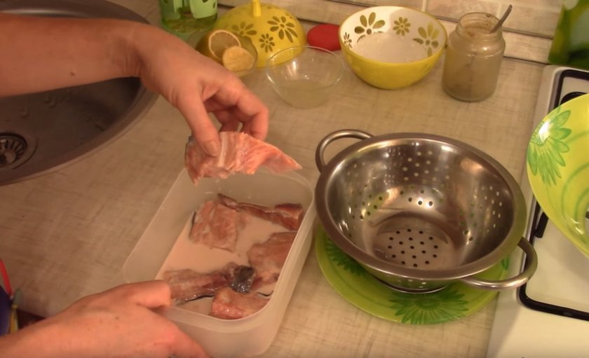 c558bd5d6e37091774b94c1d5075b0a0 Як приготувати горбушу соковитою і мякою на сковороді: як замаринувати рибу для смаження, щоб вона не була сухою, покрокові рецепти, фото