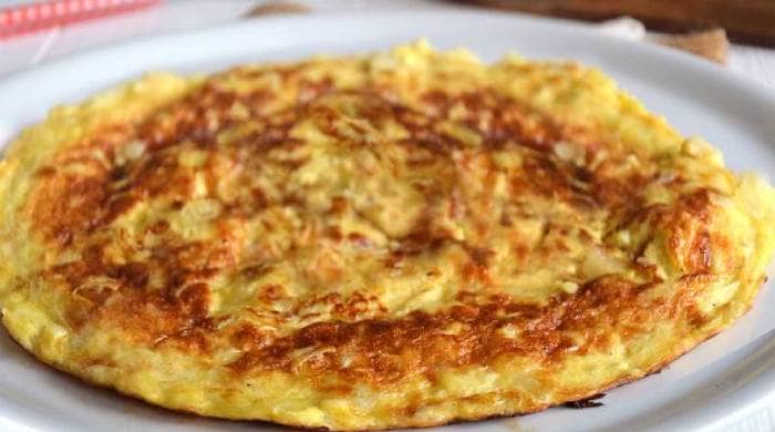 omlet na skovorode s syrom 5 receptov s ovoshhami 596e856 Омлет на сковороді з сиром   5 рецептів з овочами